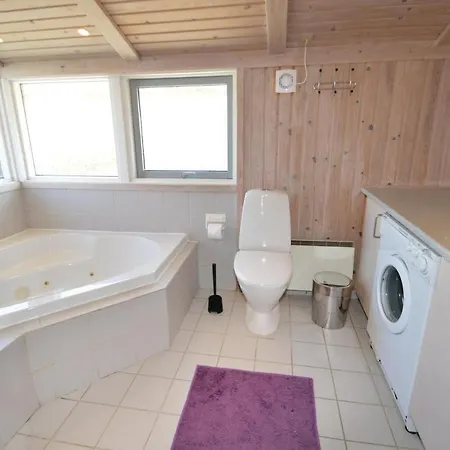 Four-bedroom Holiday In * Hjørring