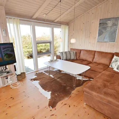 Four-bedroom Holiday In Feriehus Hjørring
