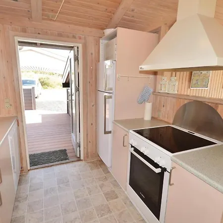 Feriehus Four-bedroom Holiday In